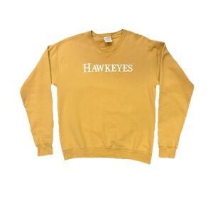 Iowa Hawkeyes Crewneck Sweatshirt Sz Medium Vintage Gold Color Comfort Wash NWOT